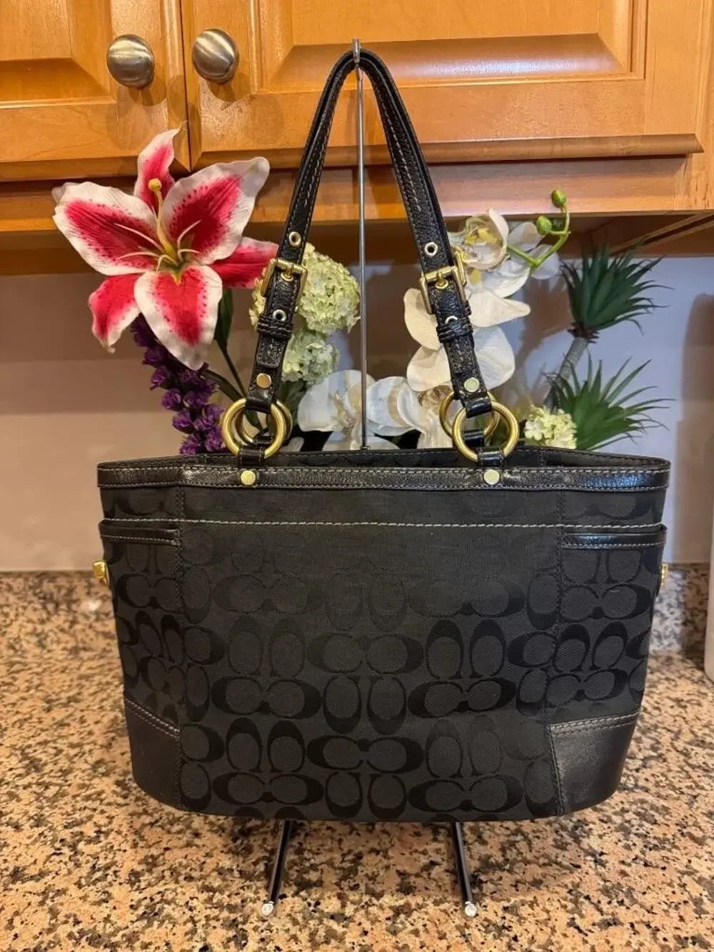 Coach #11237 Signature Black Gallery Tote Purse (PU150